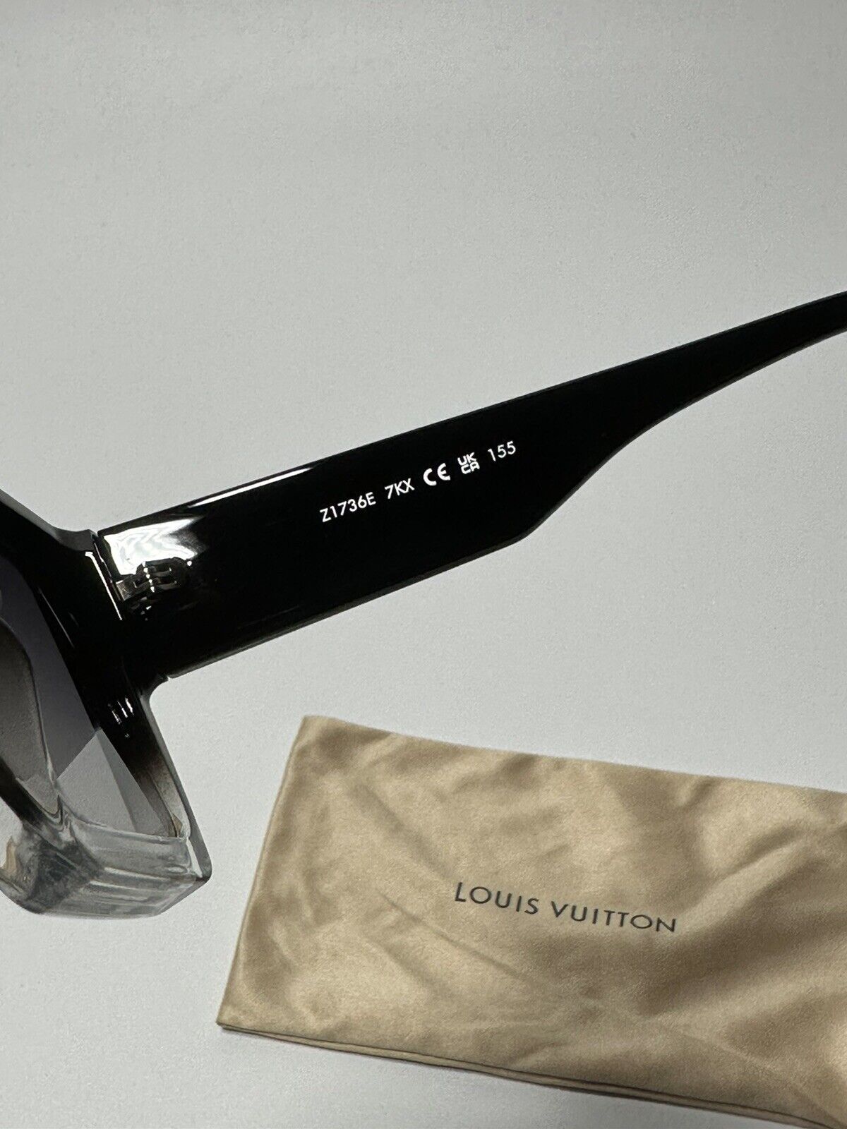 Louis Vuitton Cyclone Sunglasses Gradient Black | The Bag Depot
