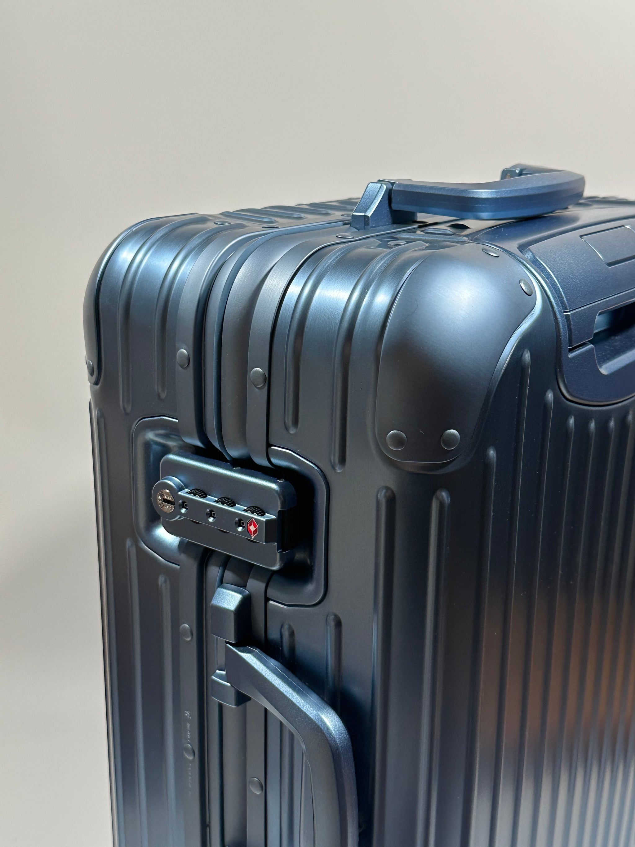 Rimowa Original Cabin Arctic Blue 35L – The Bag Depot