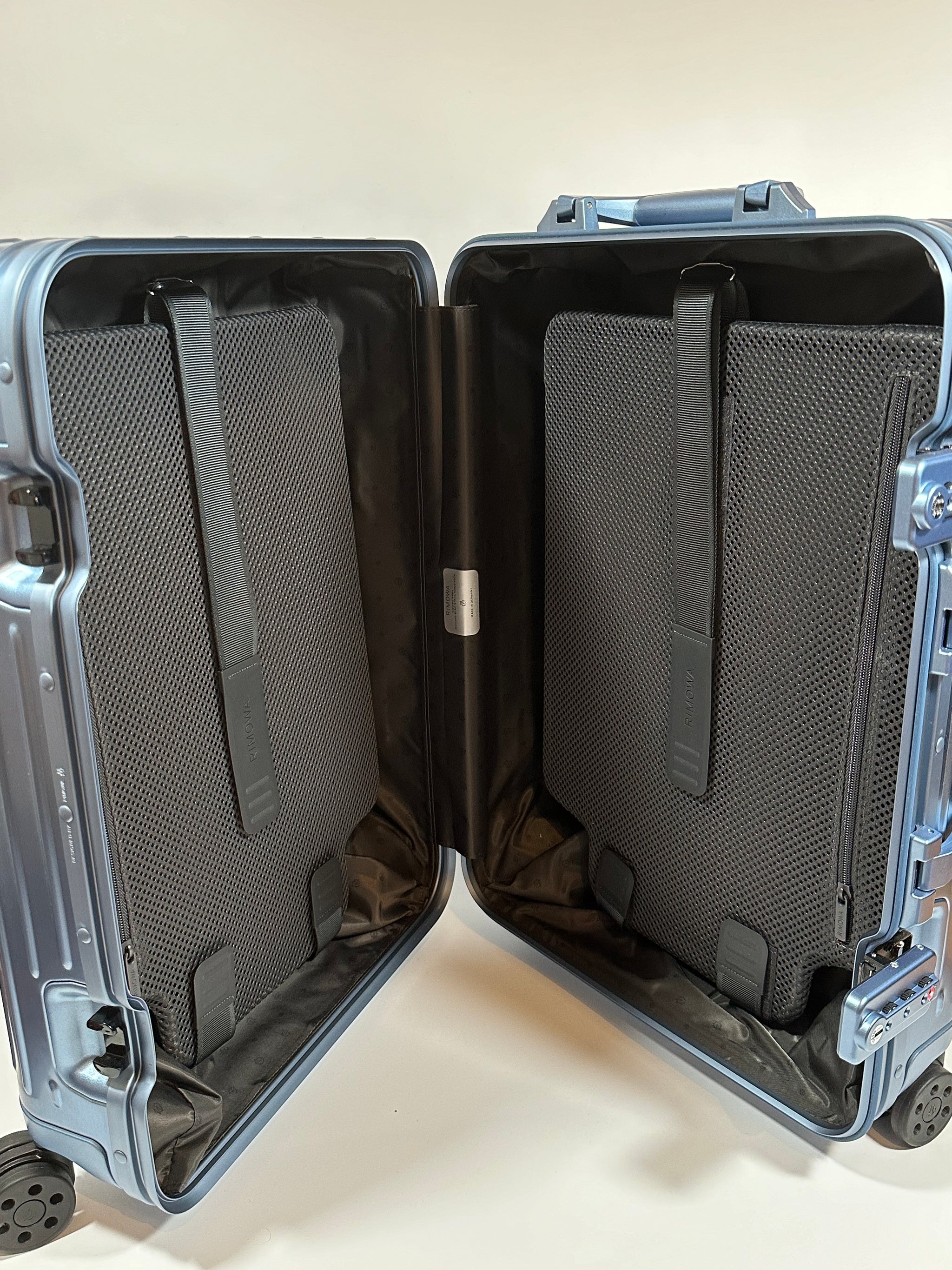 Rimowa Original Cabin Arctic Blue 35L – The Bag Depot