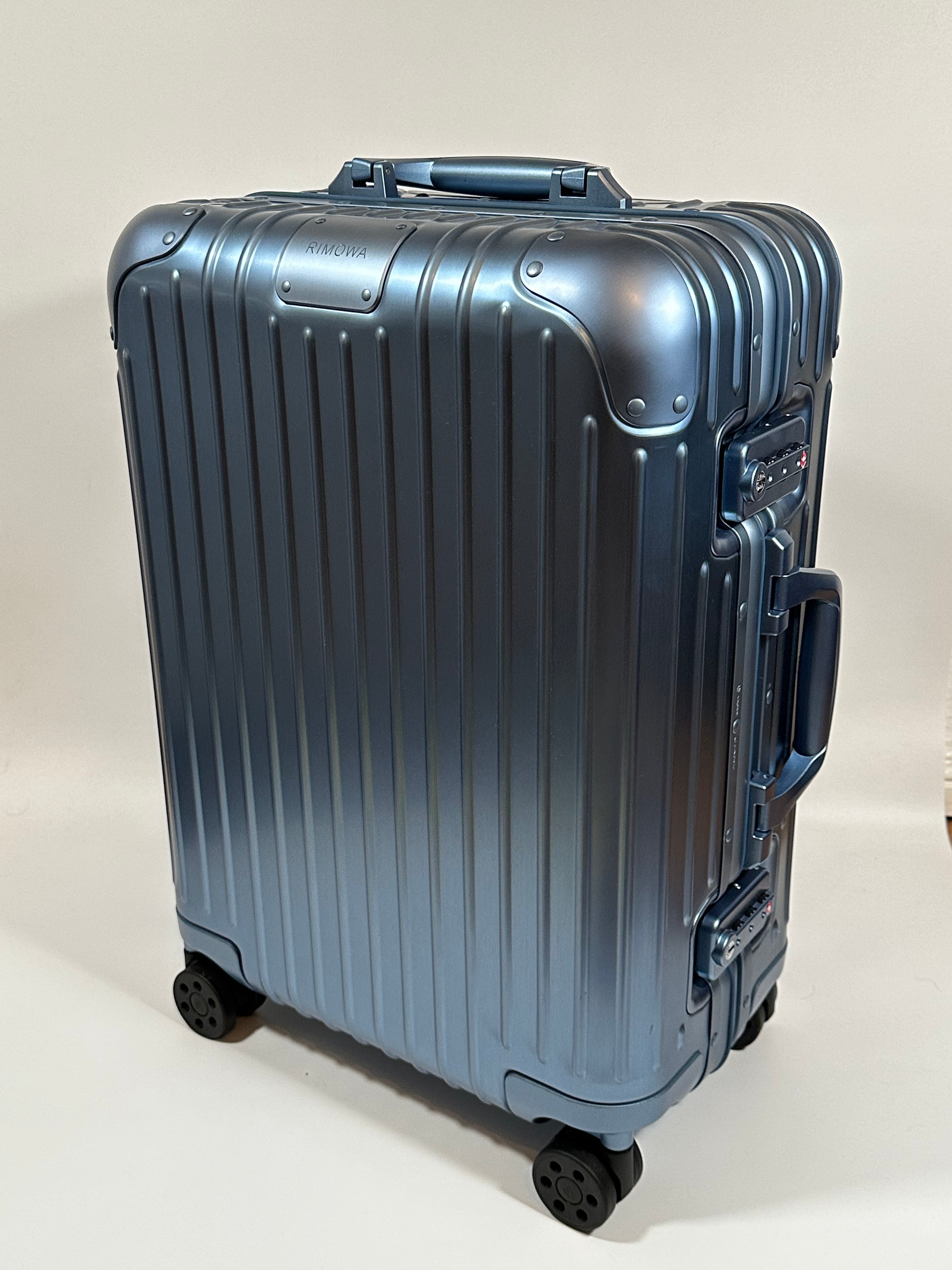 Rimowa Original Cabin Arctic Blue 35l – The Bag Depot